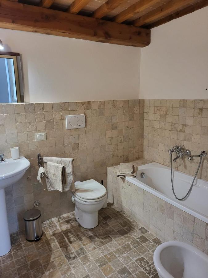 La Apartments: Convenient Sardinia & Corsica Base