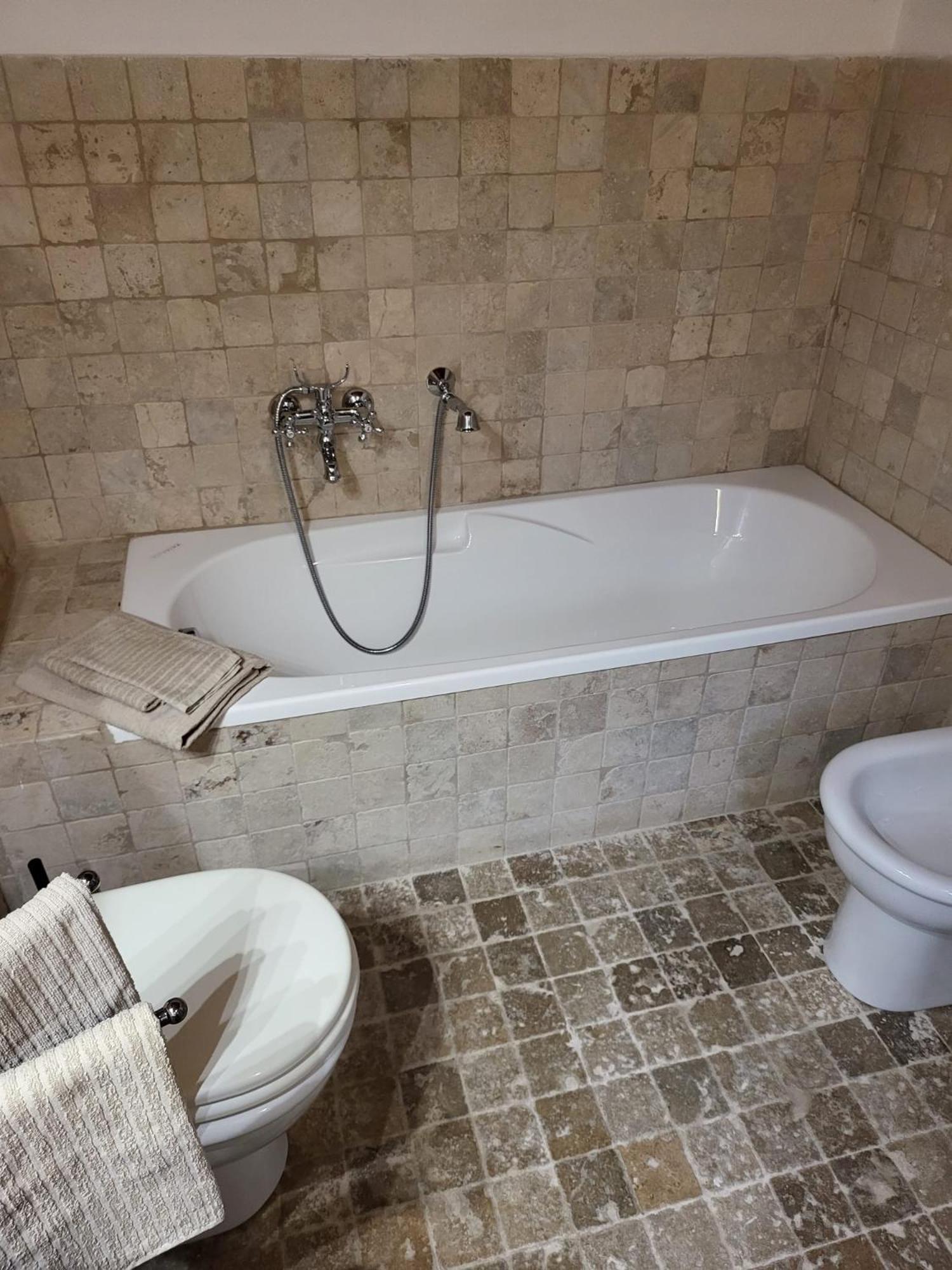 Apartment La Apartments: Convenient Sardinia & Corsica Base *
